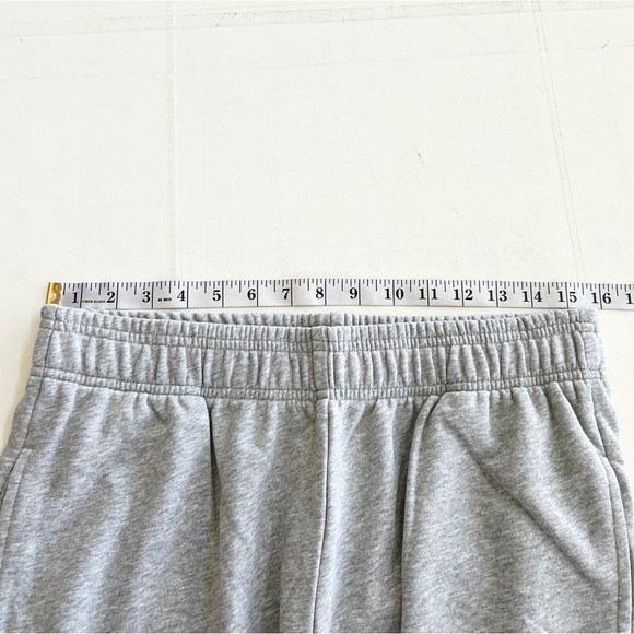 New FABLETICS Year Round Terry Wide Leg Pant Sweatpant Women’s SIZE L Grey - Picture 4 of 7